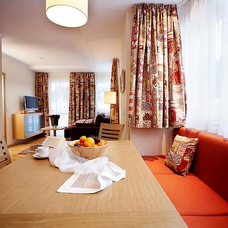 Sonnblick Apartments Und Zimmer - Nationalpark Sommercard Inklusive Hollersbach im Pinzgau Bagian luar foto