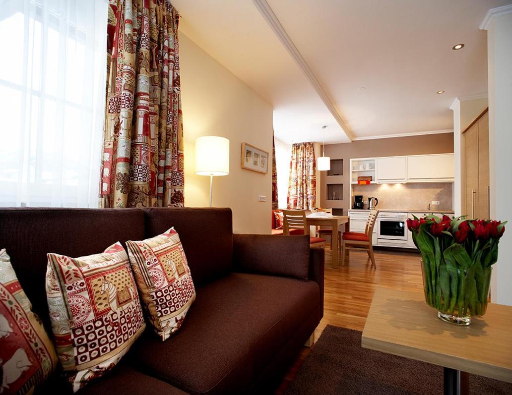 Sonnblick Apartments Und Zimmer - Nationalpark Sommercard Inklusive Hollersbach im Pinzgau Bagian luar foto